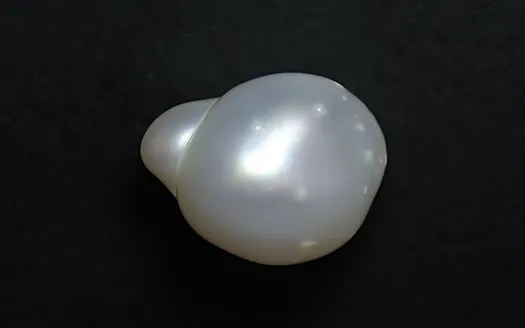 Keshi Pearl - 5.31 Carats