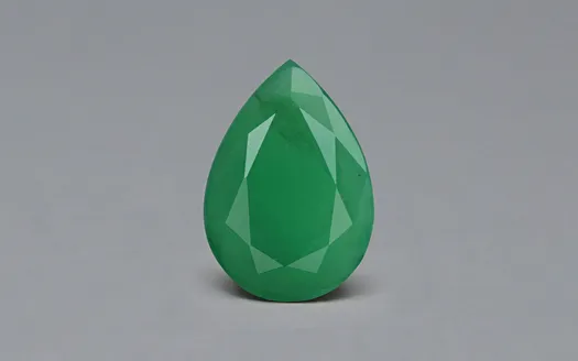 Emerald 14x10 MM - 4.19 Carats