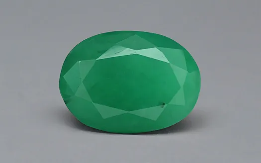 Emerald - 4.26 Carats