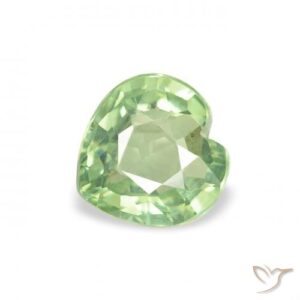 18. 0.66ct Green Sapphire Heart VS